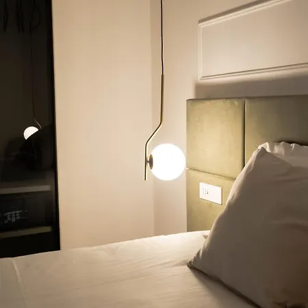 56 Orange Street Luxury Guest house Rome